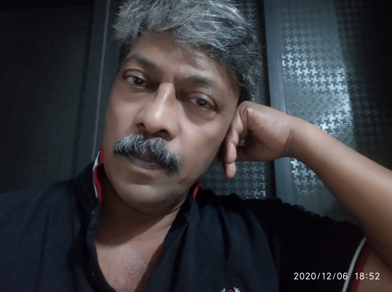 किरण येले